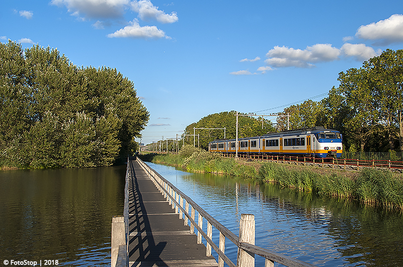SGMm - 2981 - trein 5479 - Haarlemerliede 11.08.2018